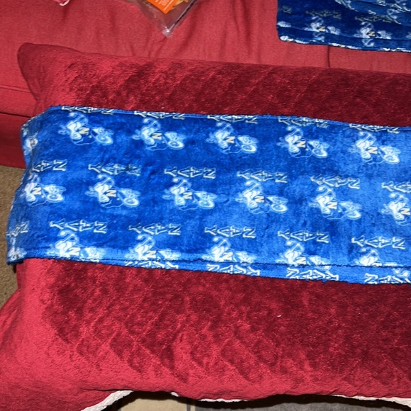 NAVY Fleece Scarfs (3) - Picture 2 of 3